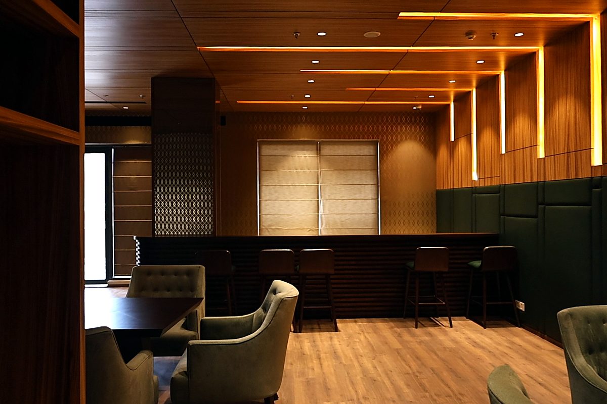 Club lounge and bar (actual image)